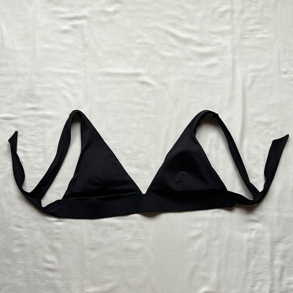 Everlane Womens ReNew Black The Triangle Bikini Top